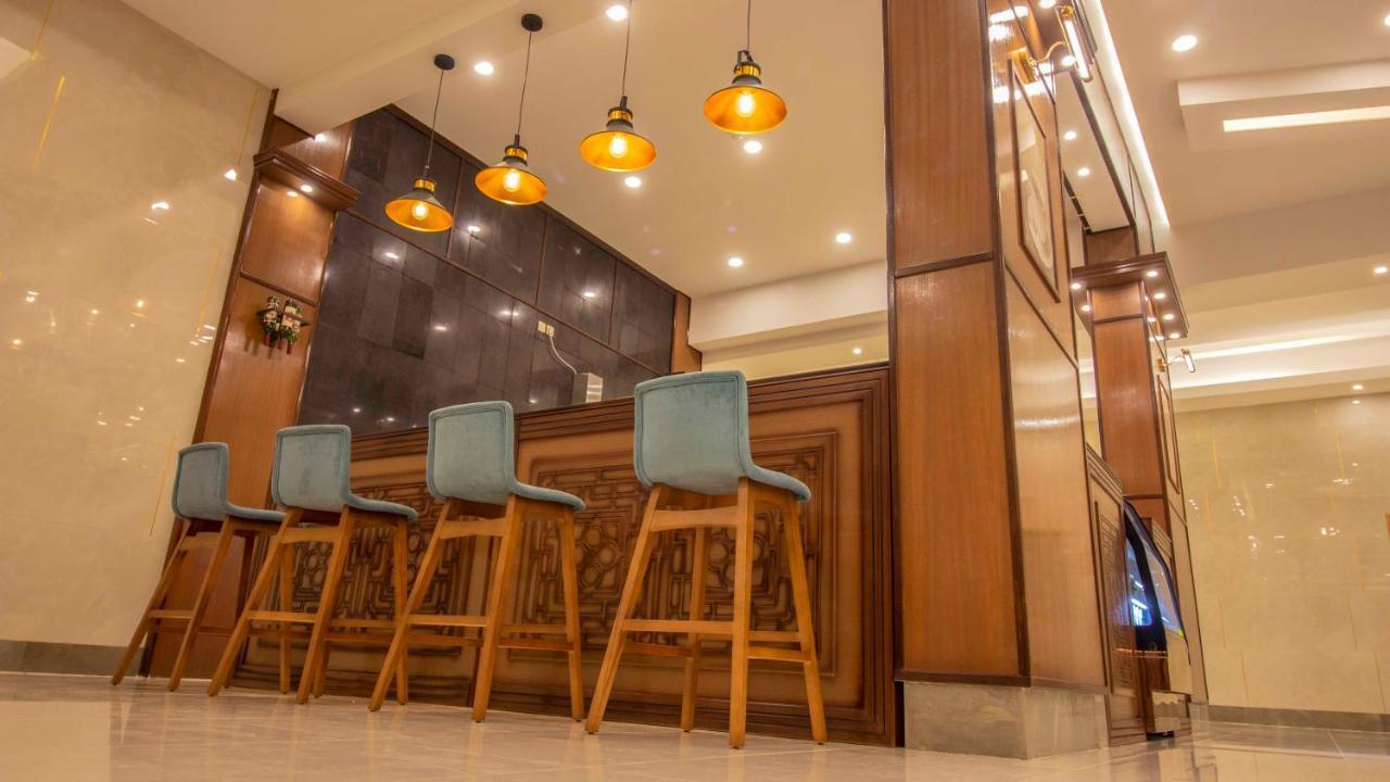 Nukhbat Al Makan Apartment Hotel 타이프 외부 사진