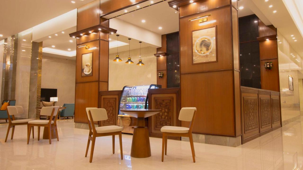 Nukhbat Al Makan Apartment Hotel 타이프 외부 사진