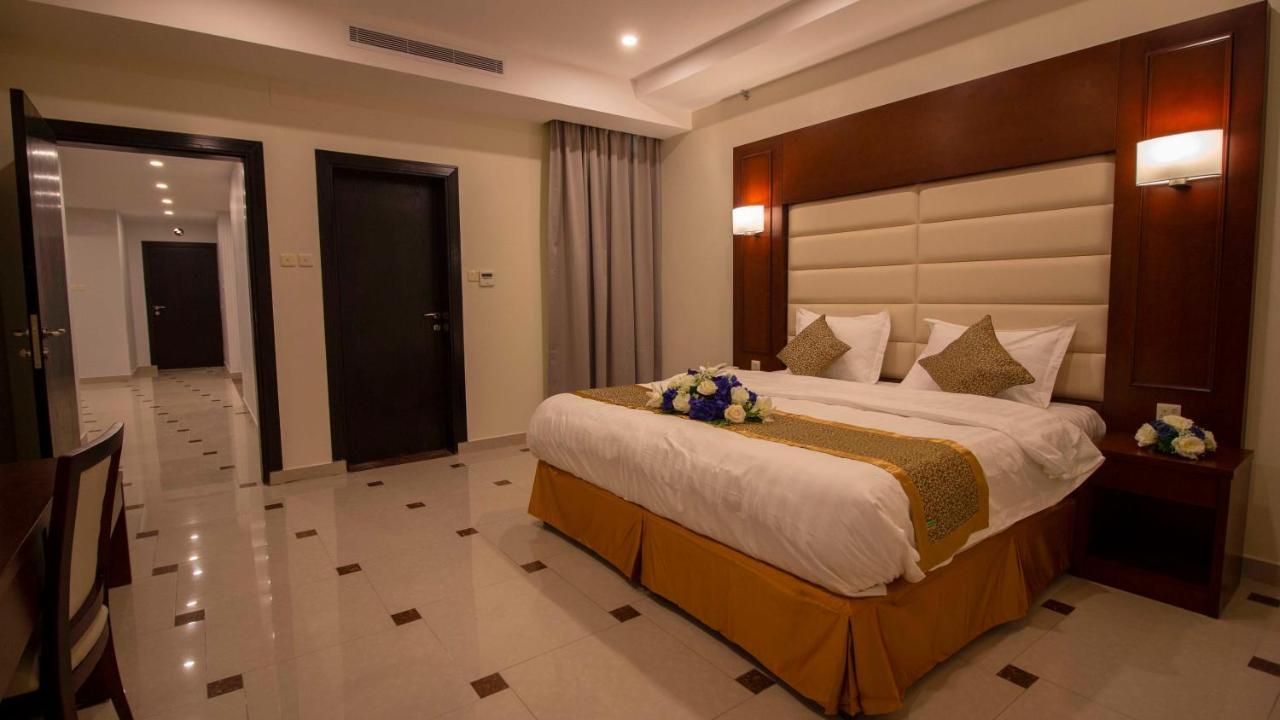 Nukhbat Al Makan Apartment Hotel 타이프 외부 사진